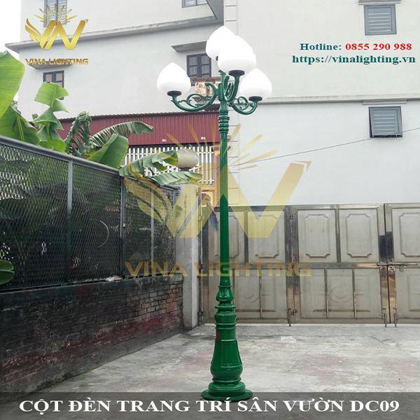 Cột đèn trang trí sân vườn 5 bóng Trụ đèn sân vườn DC09