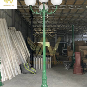 Cột đèn trang trí sân vườn DC02 Cột đèn trang trí sân vườn DC02 - Ảnh 3